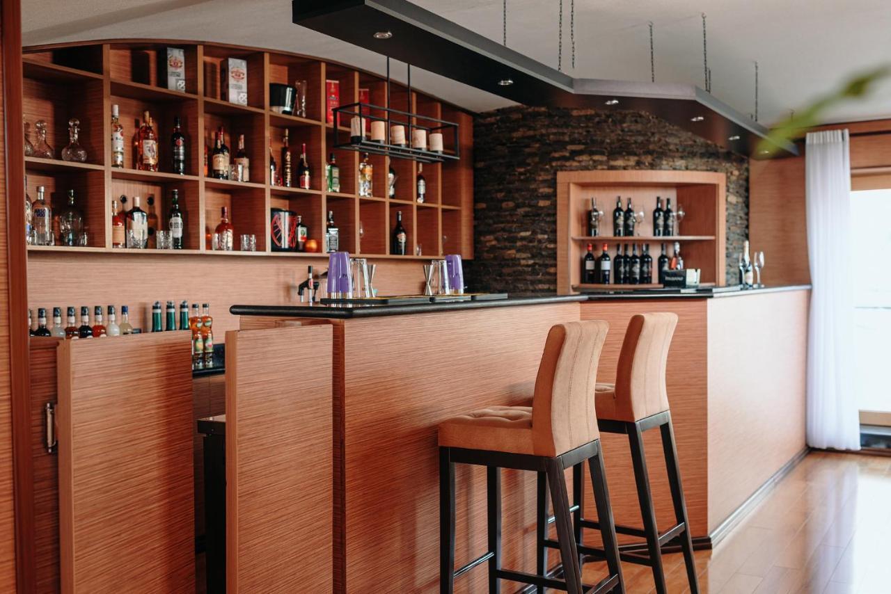Bayil Breeze Hotel & Restaurant バクー エクステリア 写真
